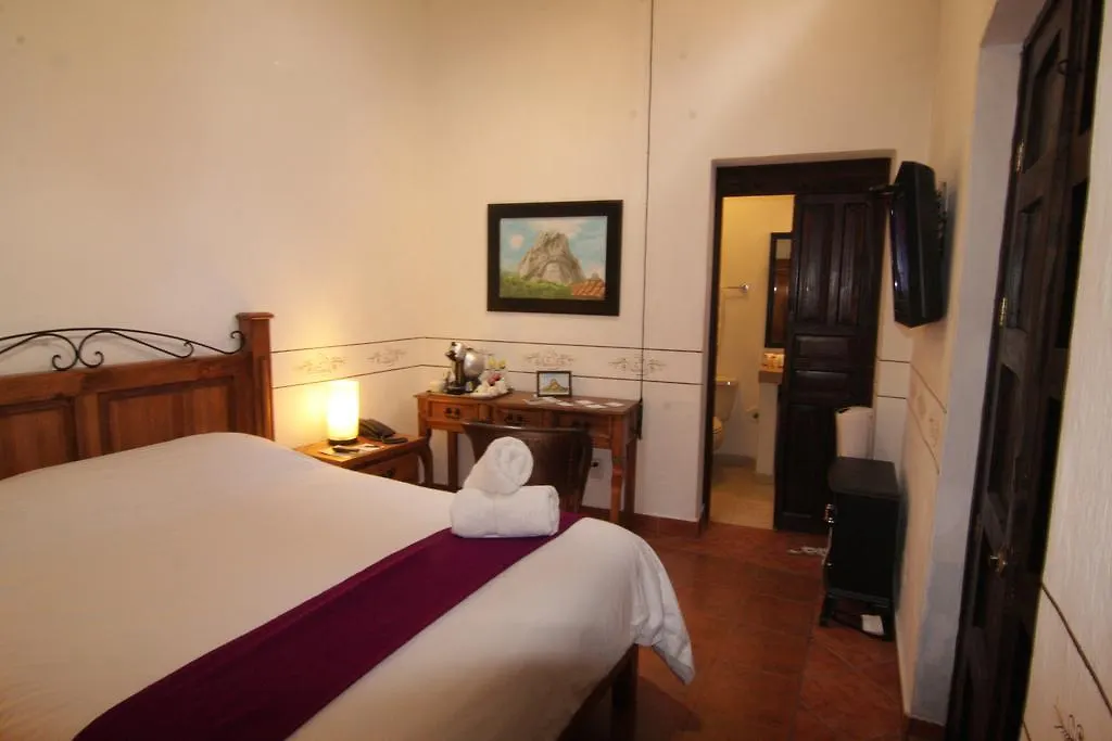 Hotel Villa Del Villar Querétaro 3*,